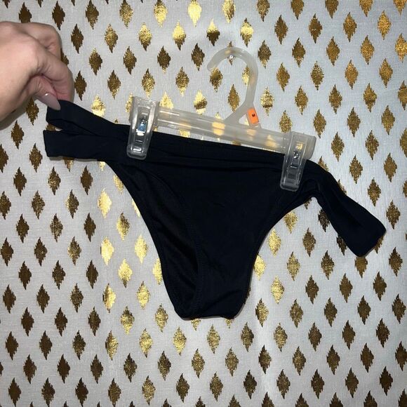 Shade & shore Women's black Strappy Side Cheeky Bikini Bottom size M - Picture 3 of 7